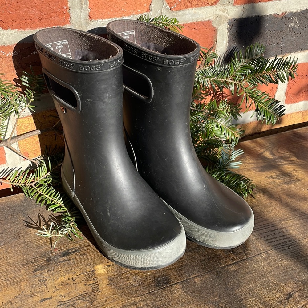 Bogs rain boots